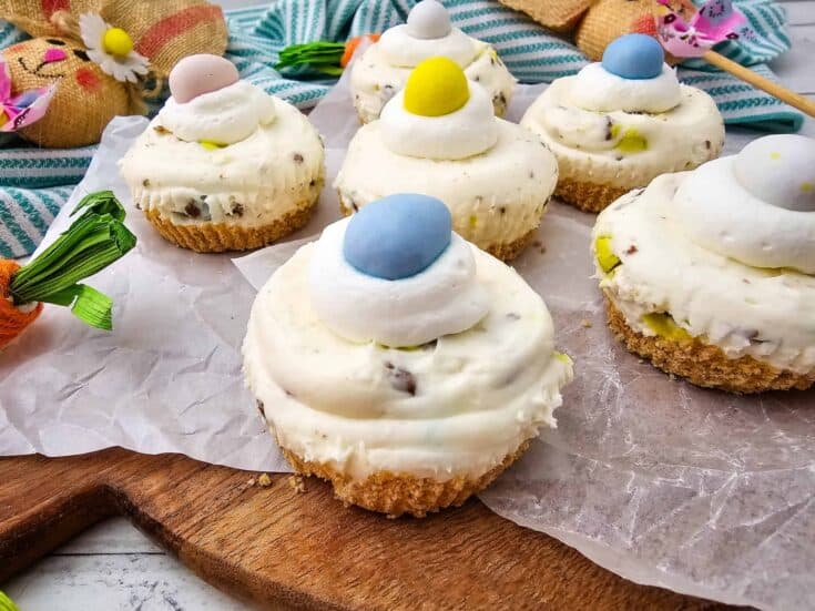 Cadbury Egg Mini Cheesecakes