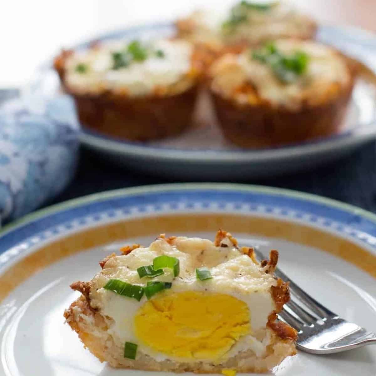 Cheesy Hash Brown Egg Nests Cheesy Hash Brown Egg Nests