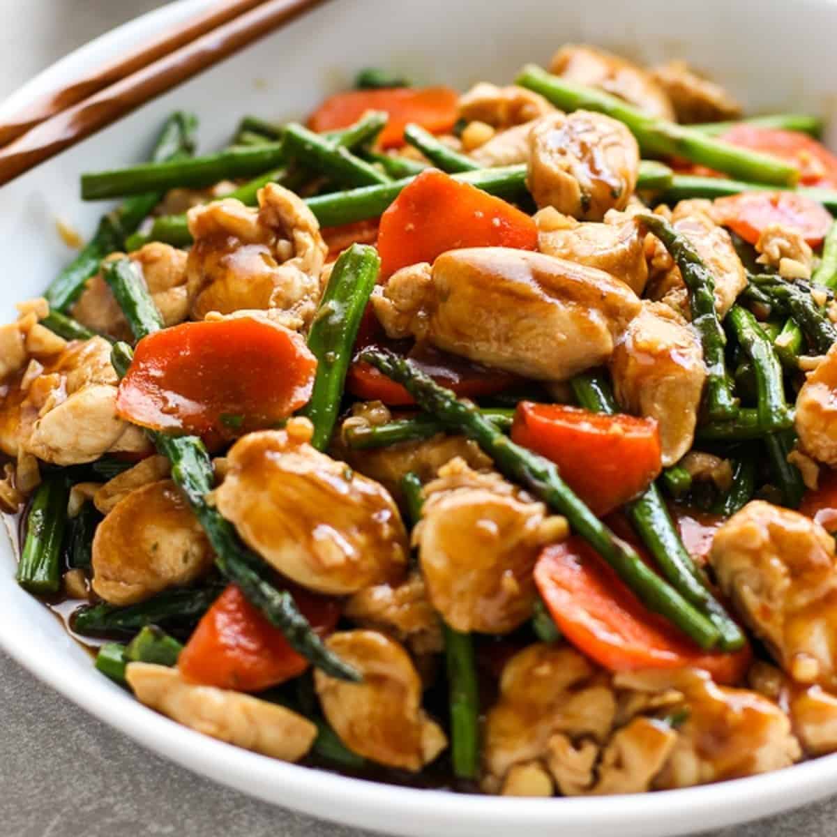 Chicken And Asparagus Stir Fry