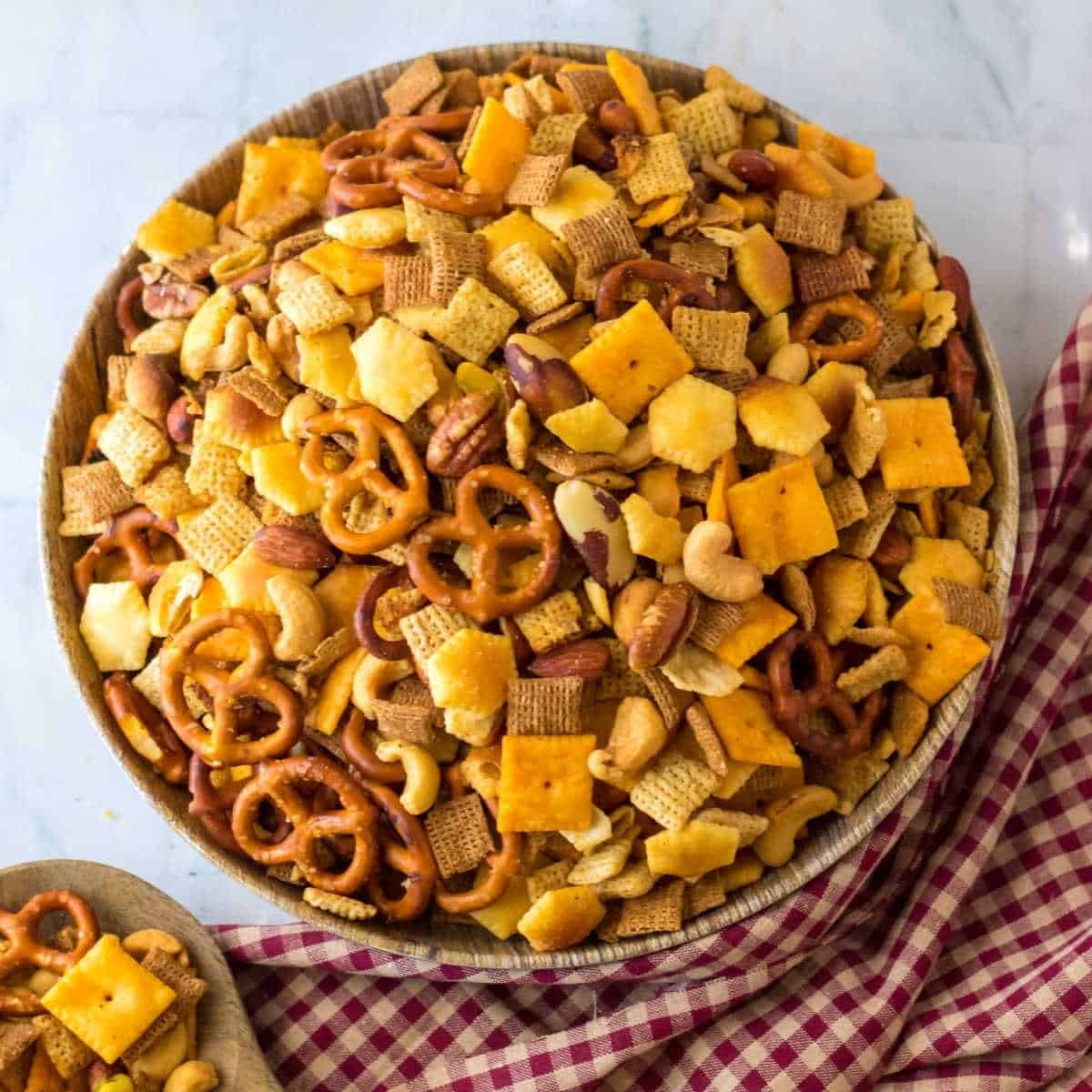 Easy Slow Cooker Chex Mix
