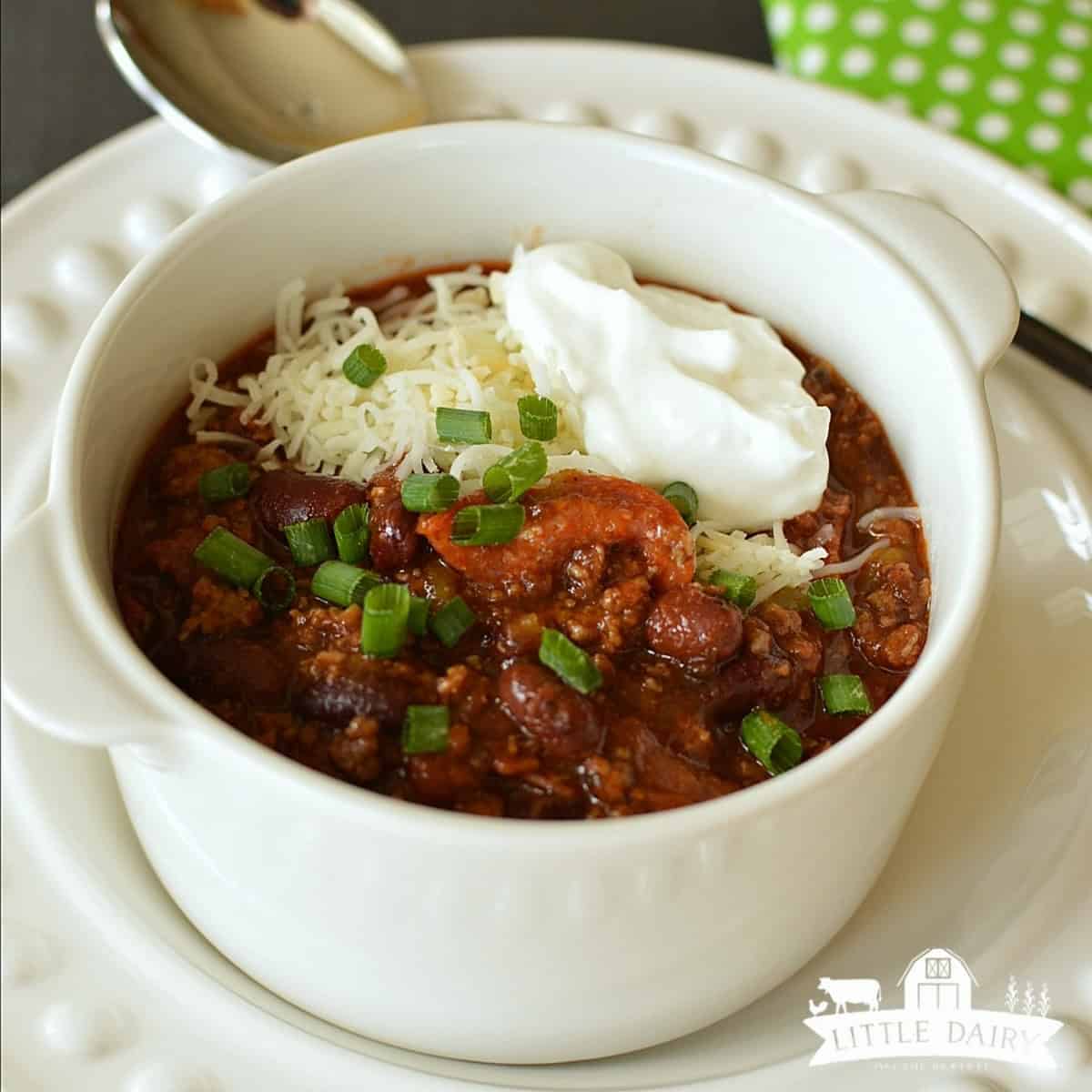 Pepperoni Pizza Chili Slow Cooker