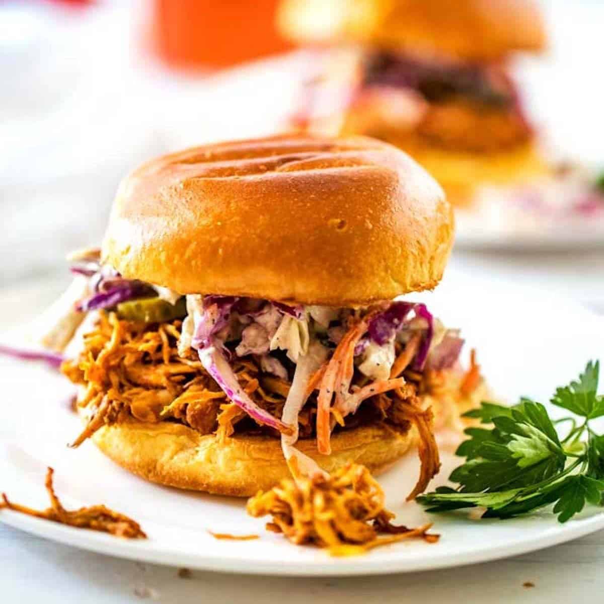 Slow Cooker Bbq Chicken Sandwiches