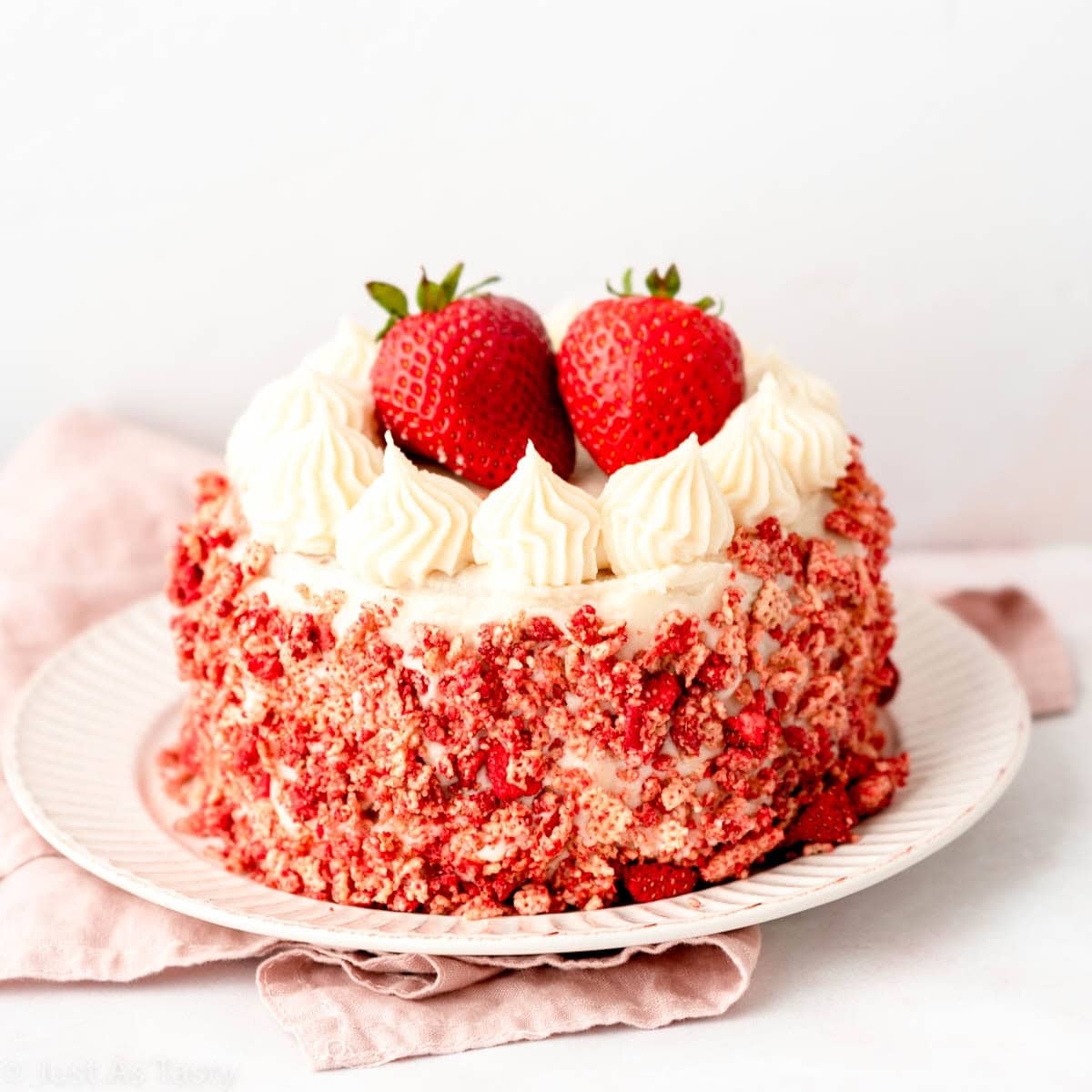 Strawberry Crunch Cake