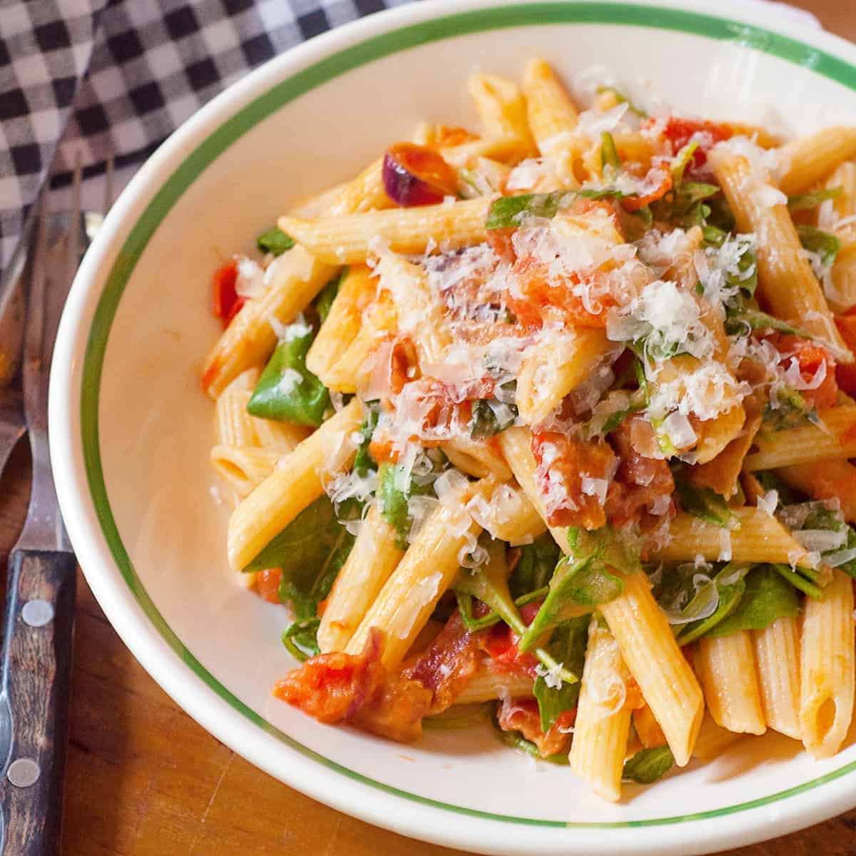 Bacon Lettuce And Tomato Blt Pasta