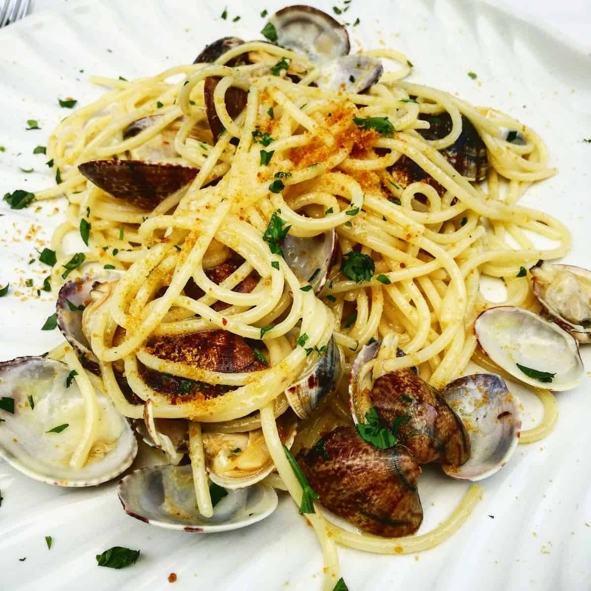 Clams Spaghetti With Bottarga