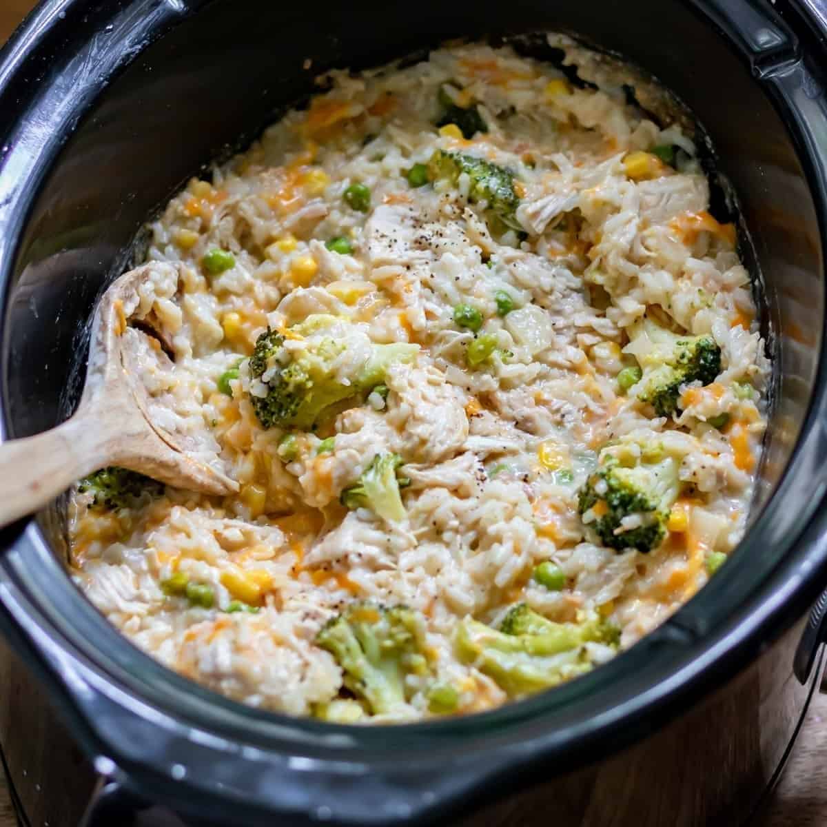 Crockpot Cheesy Chicken And Rice