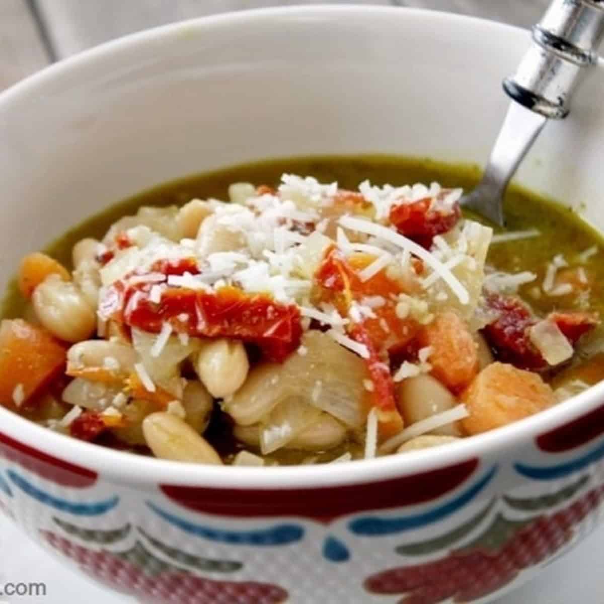 Crockpot Pesto Bean Soup
