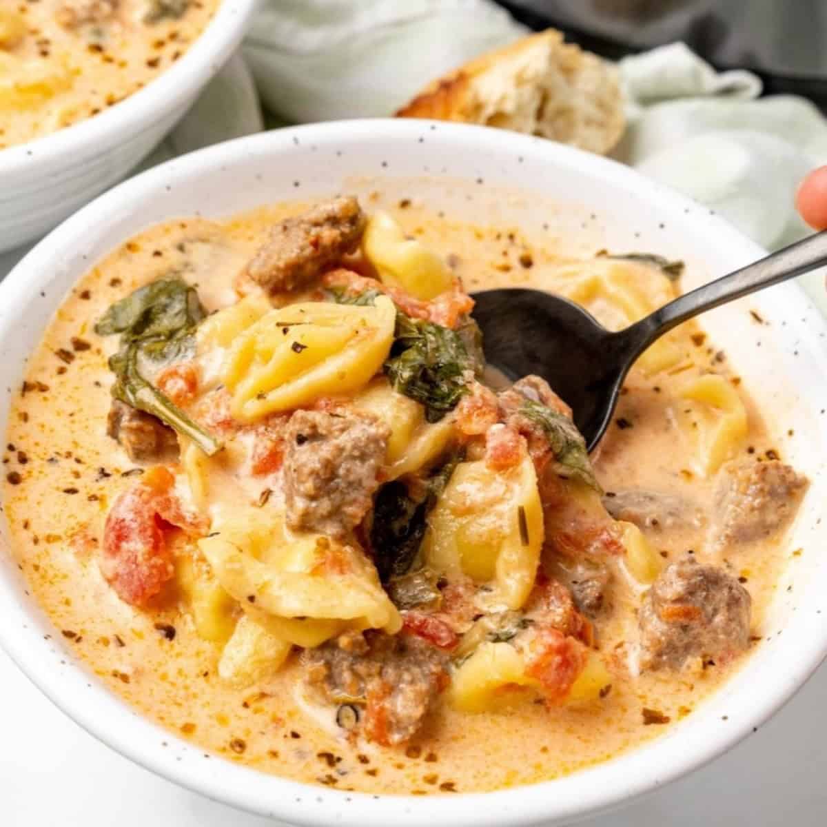 Easy Crockpot Sausage Tortellini Soup