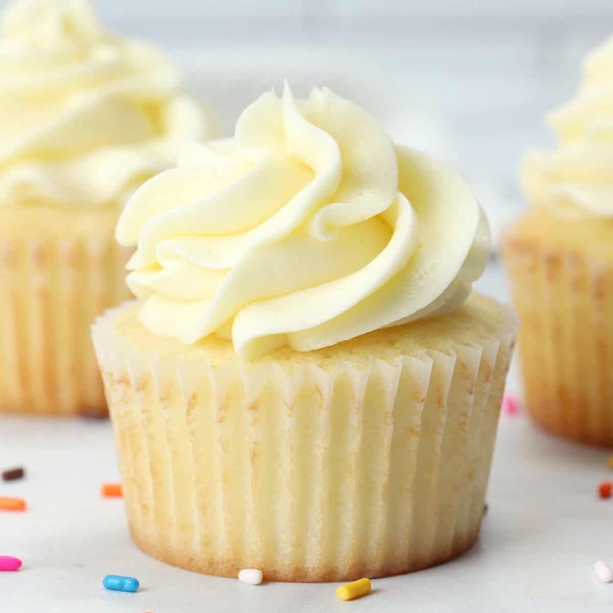 Homemade Classic Yellow Cupcakes