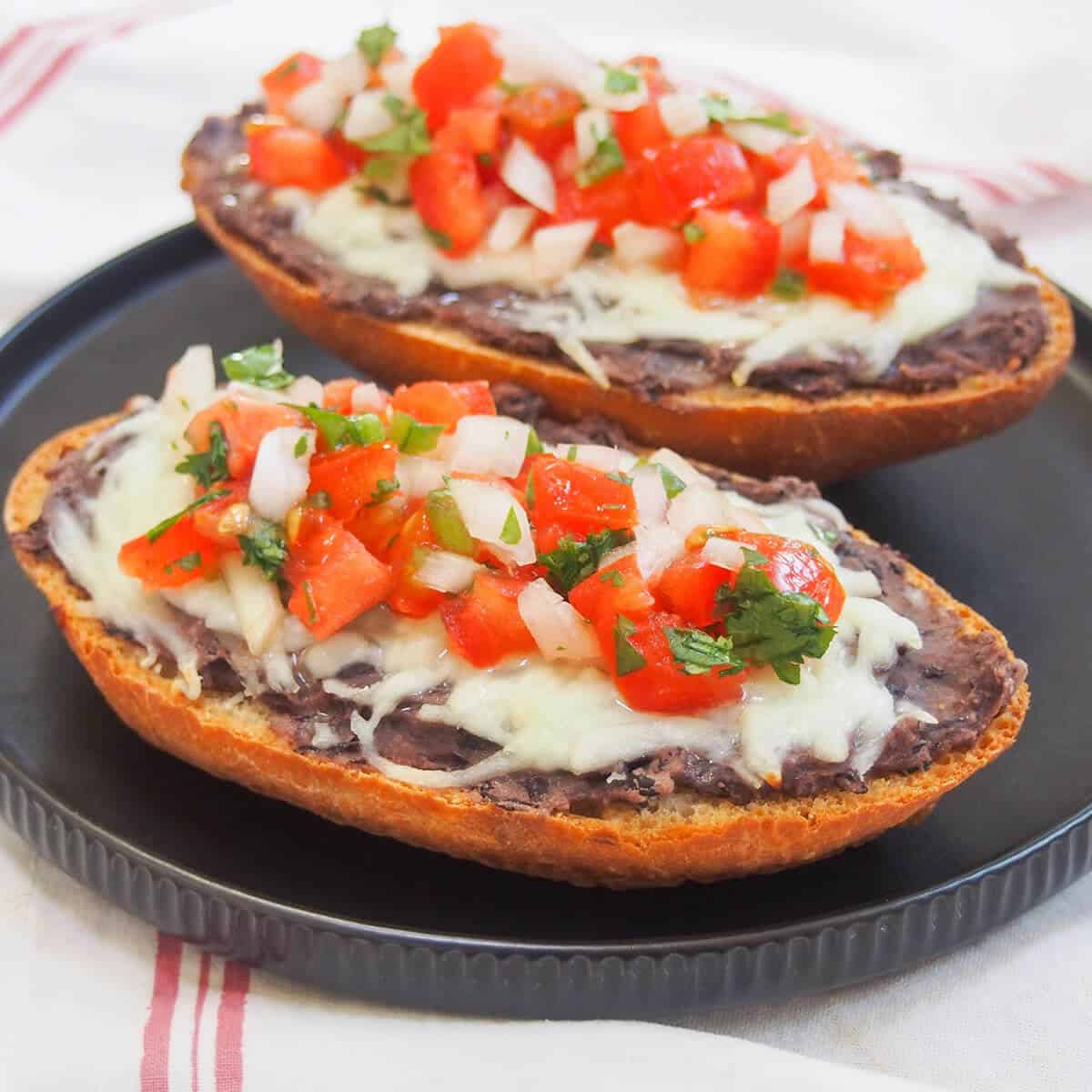 Mexican Molletes