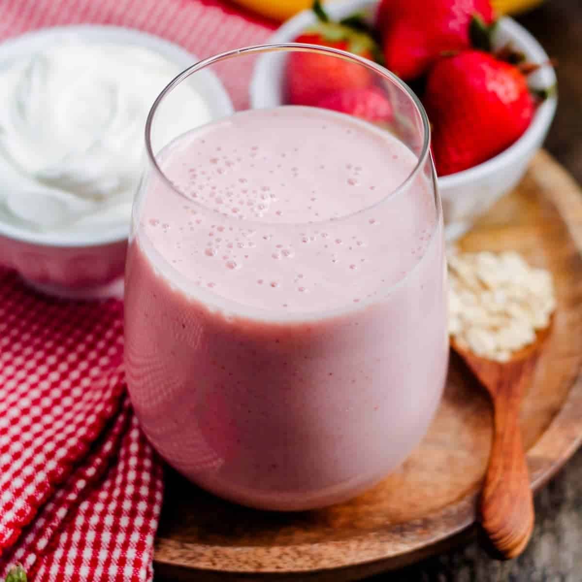 Creamy Strawberry Banana Breakfast Smoothie Gluten Free Creamy Strawberry Banana Breakfast Smoothie Gluten Free