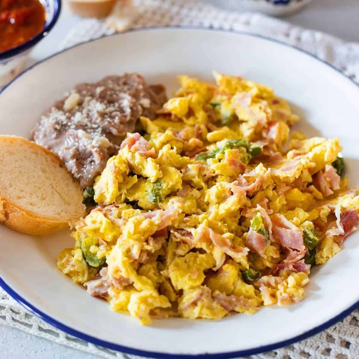 Huevos Con Jamon
