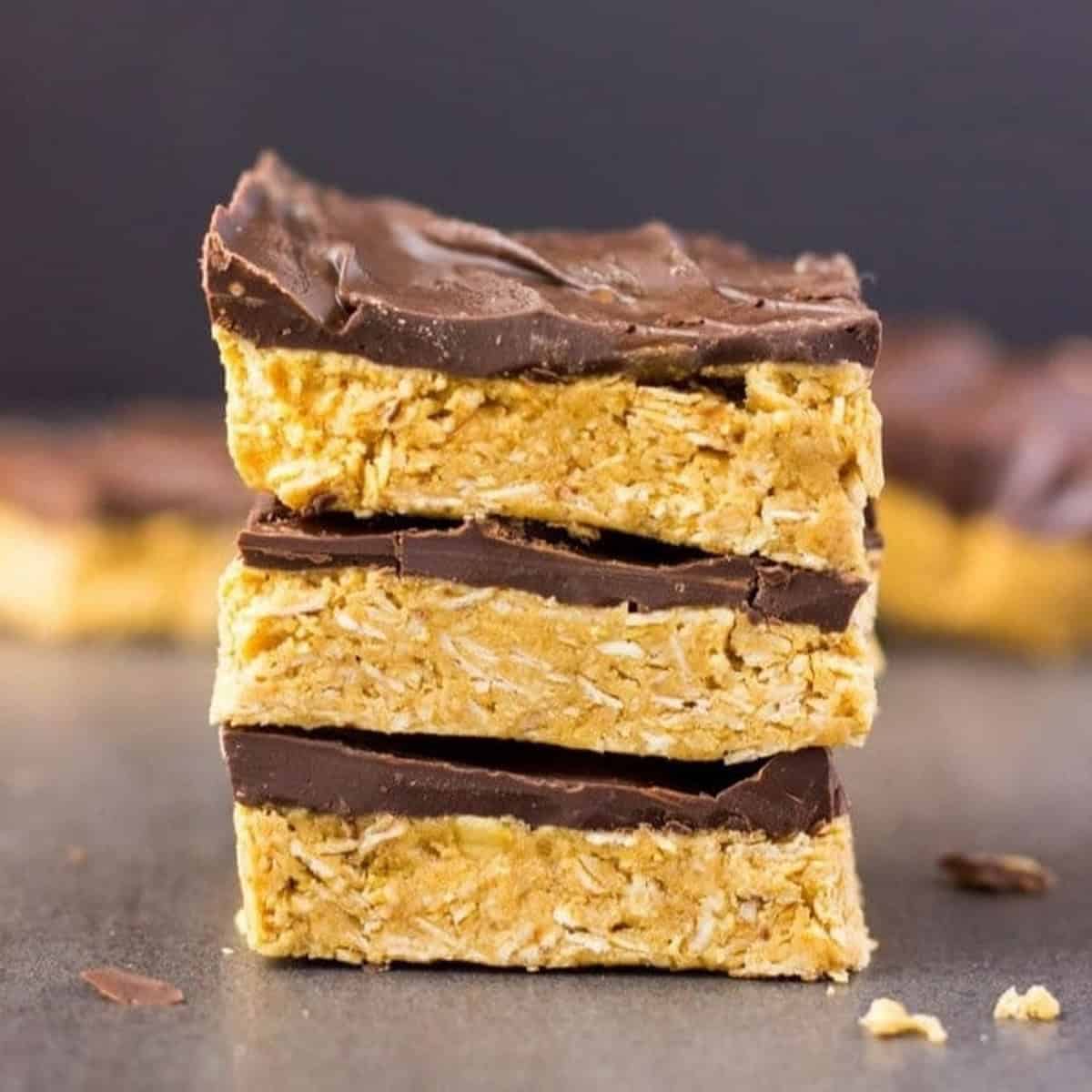4 Ingredient No Bake Peanut Butter Oatmeal Protein Bars