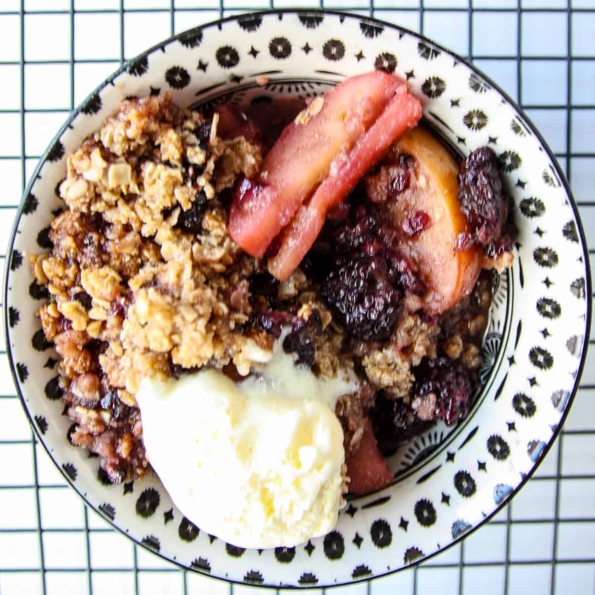 Apple And Blackberry Crumble Apple And Blackberry Crumble