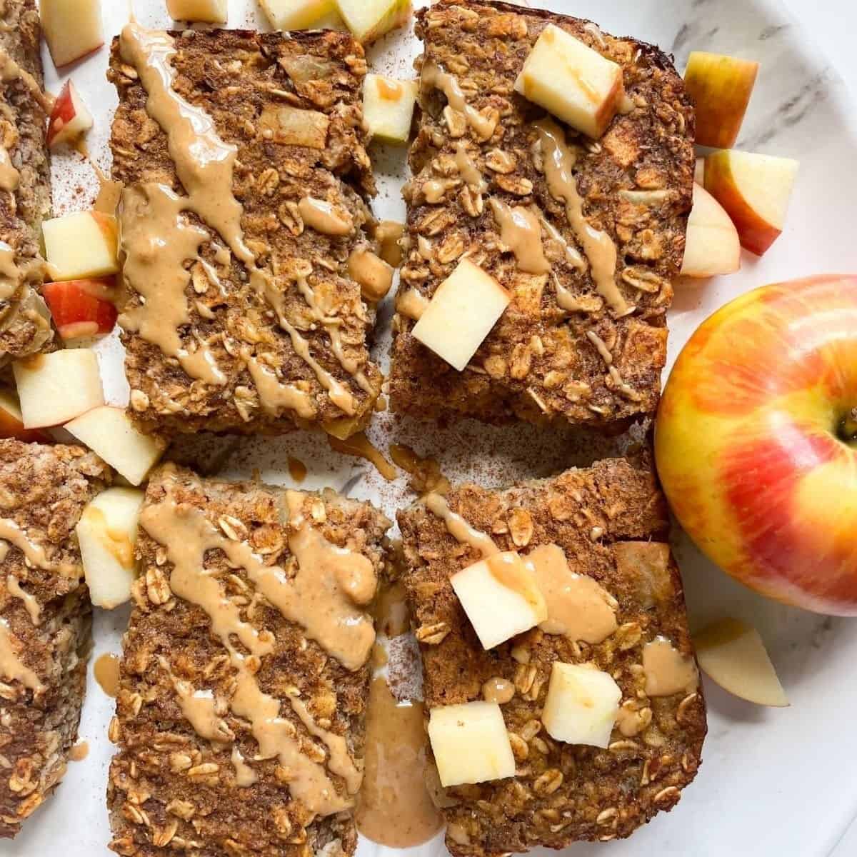 Apple Cinnamon Baked Oatmeal Bars Apple Cinnamon Baked Oatmeal Bars