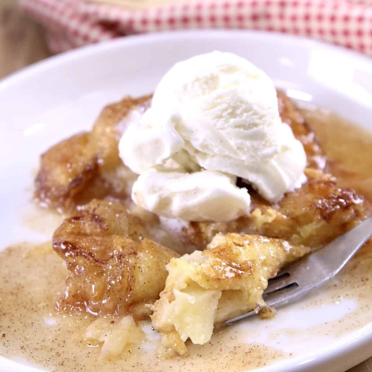 Apple Dumplings Apple Dumplings