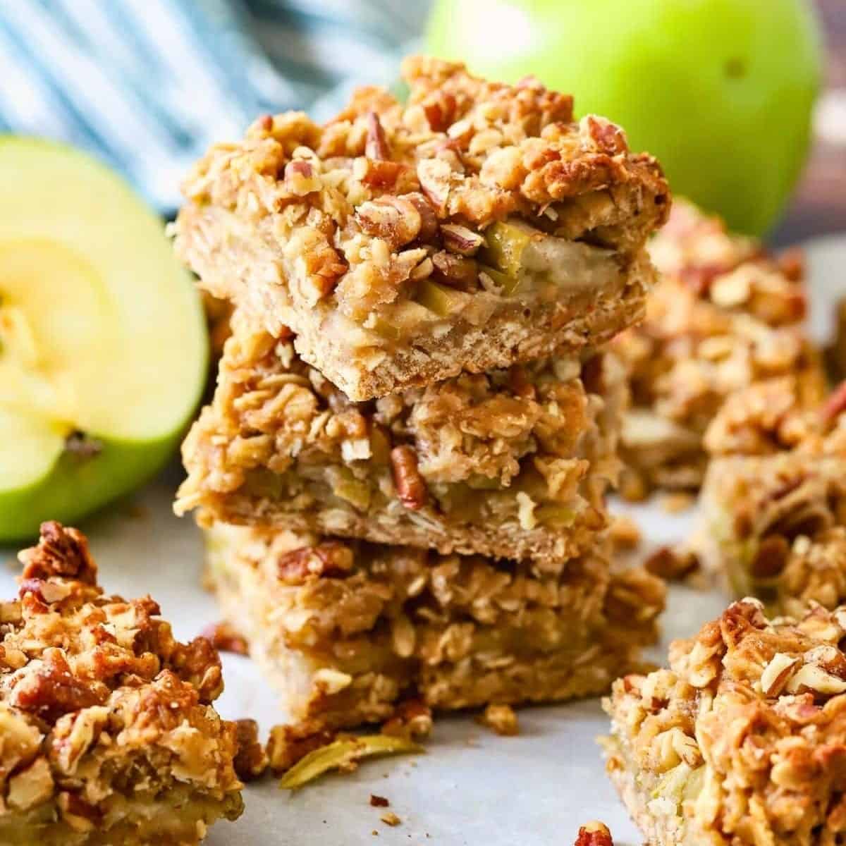 Apple Oatmeal Bars Apple Oatmeal Bars