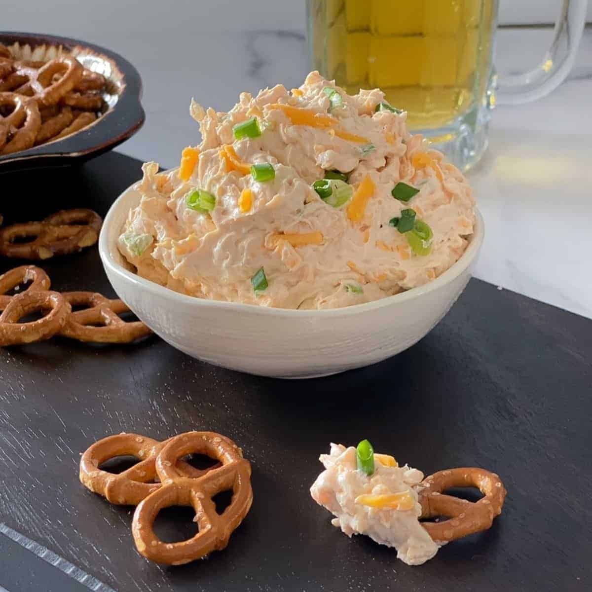Beer Cheese Pretzel Dip Beer Cheese Pretzel Dip
