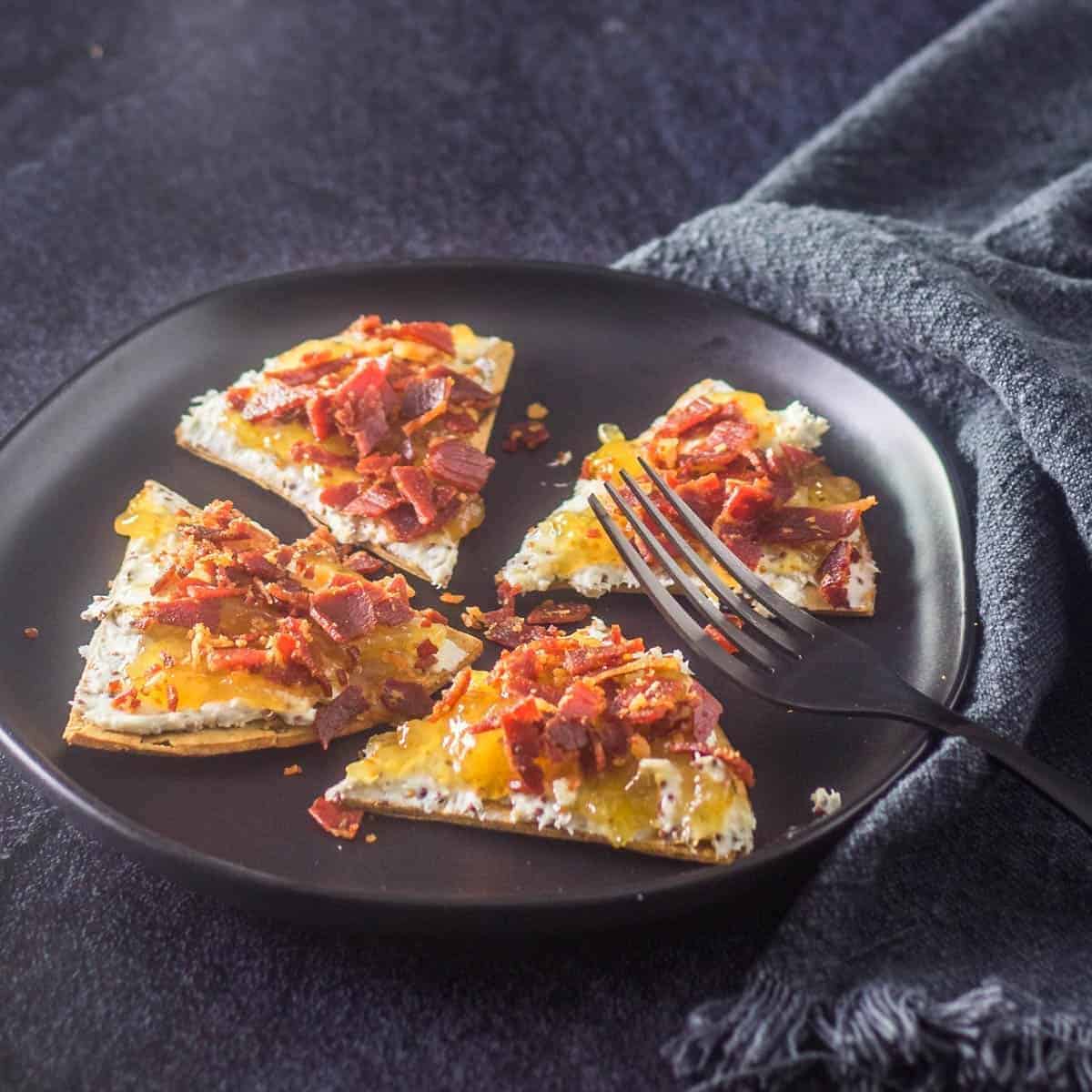 Bleu Cheese Fig Crispy Prosciutto Flatbread Bleu Cheese Fig Crispy Prosciutto Flatbread