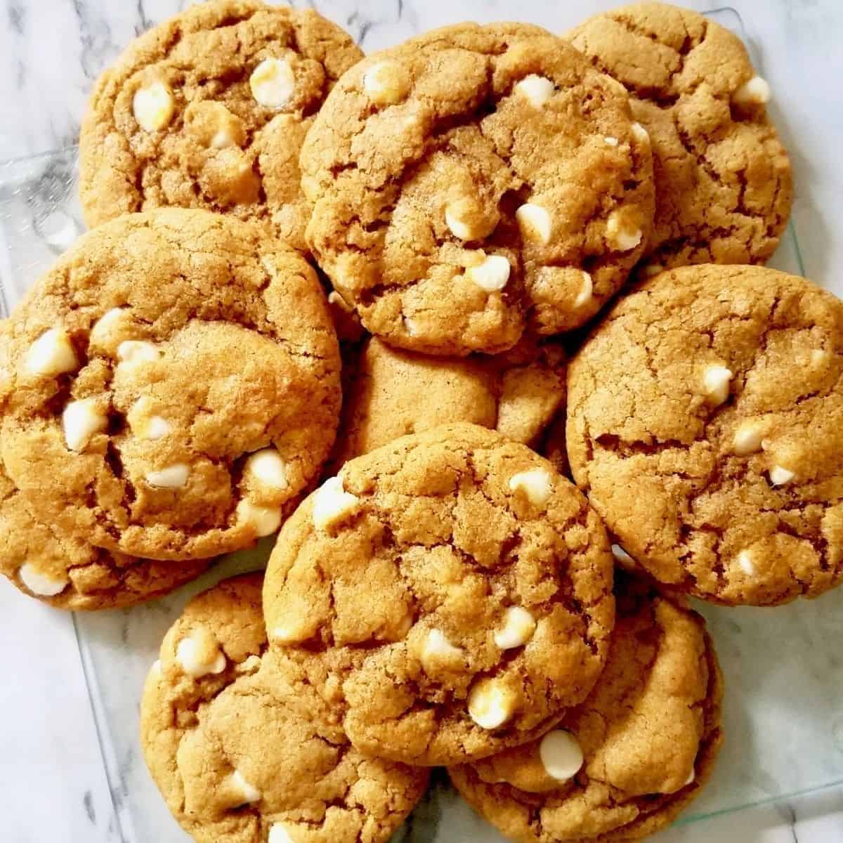 Chewy Pumpkin White Chocolate Chip Cookies Chewy Pumpkin White Chocolate Chip Cookies
