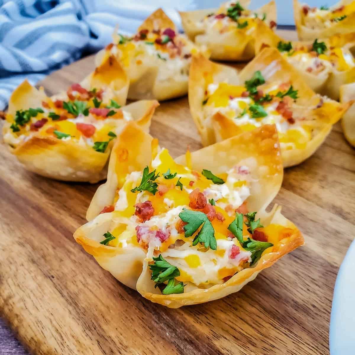 Chicken Bacon Ranch Wonton Cups Chicken Bacon Ranch Wonton Cups