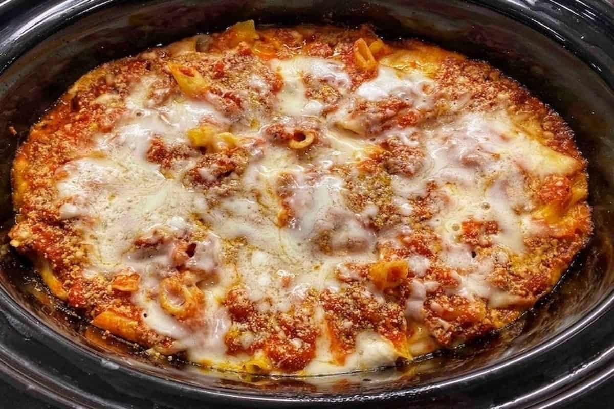 Crock Pot Baked Ziti