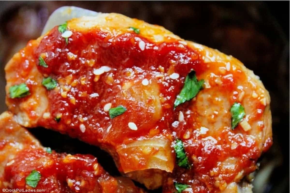 Crockpot Asian Garlic Pork Chops