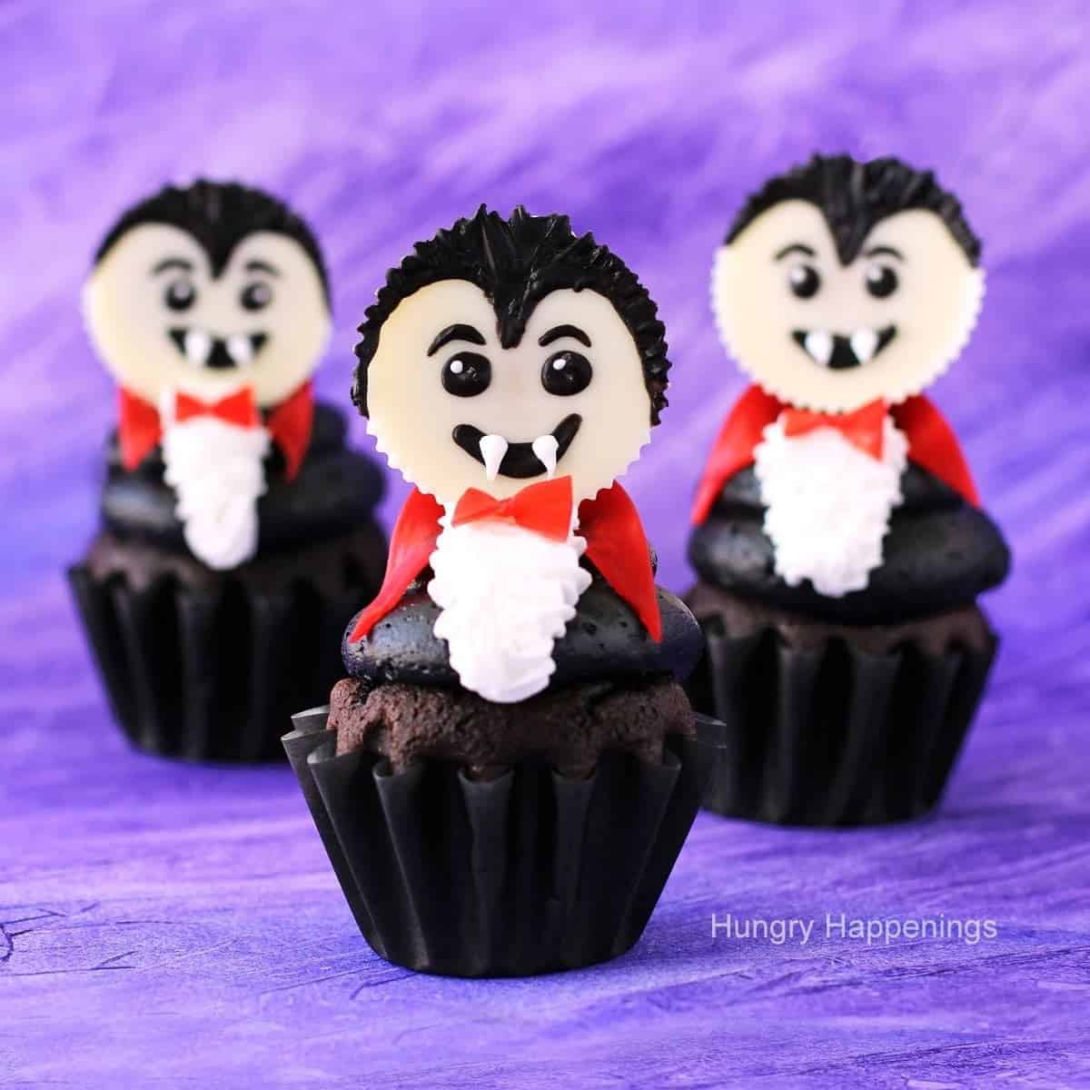 Dracula Cupcakes Halloween Dessert Dracula Cupcakes Halloween Dessert