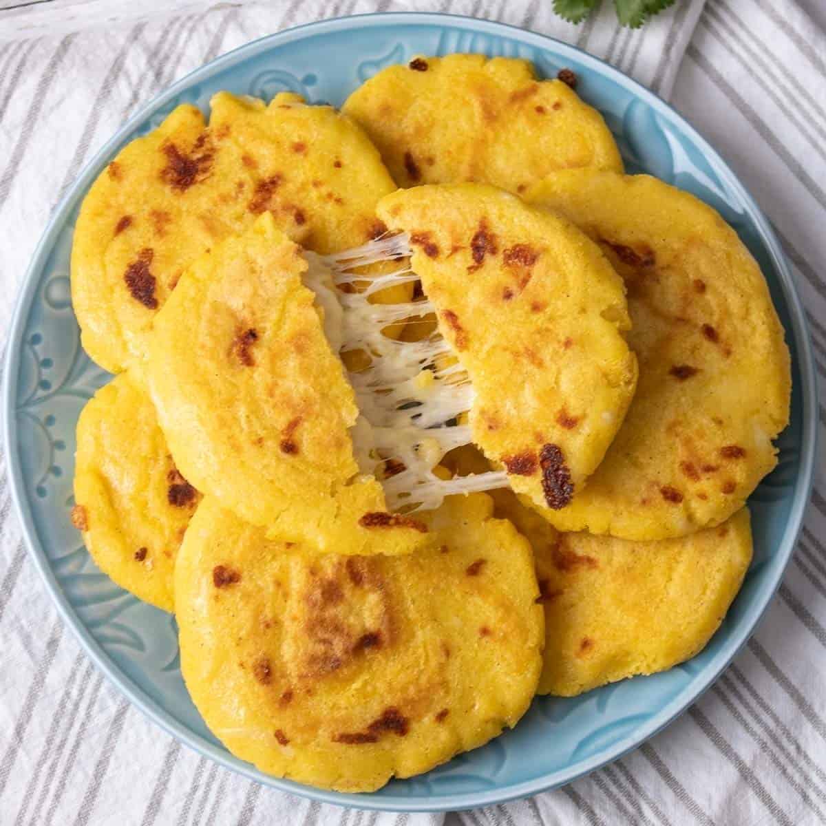 Easy Arepa Con Queso Easy Arepa Con Queso