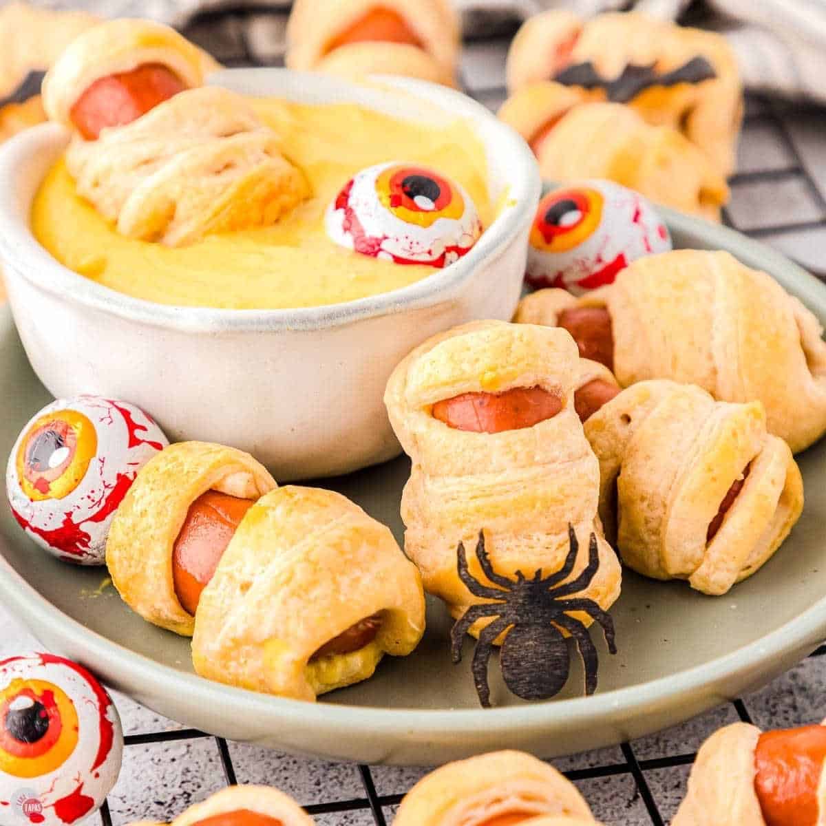 Halloween Appetizer Mummy Pups Halloween Appetizer Mummy Pups