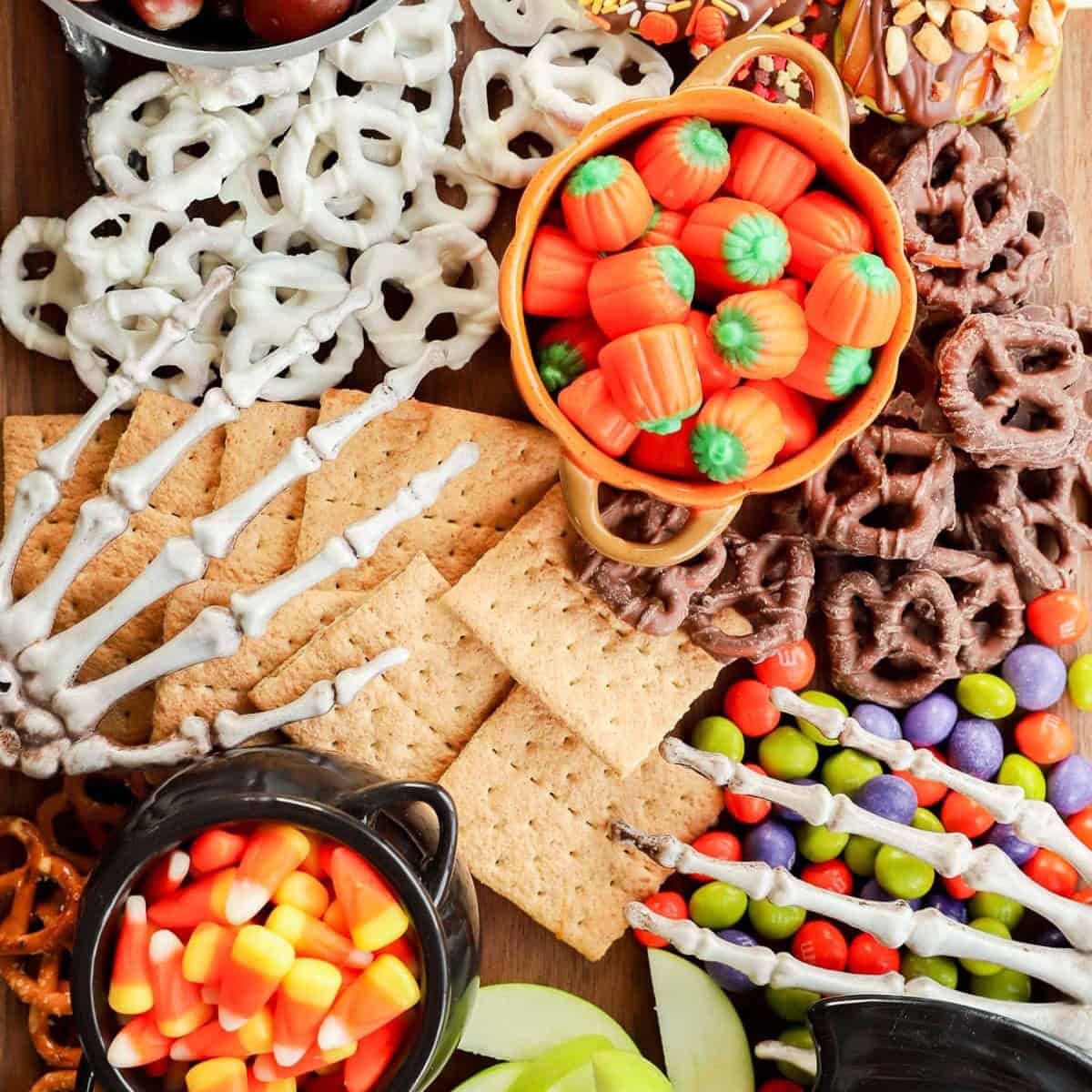Halloween Dessert Charcuterie Board Halloween Dessert Charcuterie Board