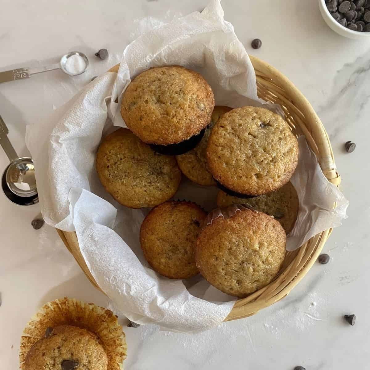 Healthy Banana Chocolate Chip Muffins Healthy Banana Chocolate Chip Muffins