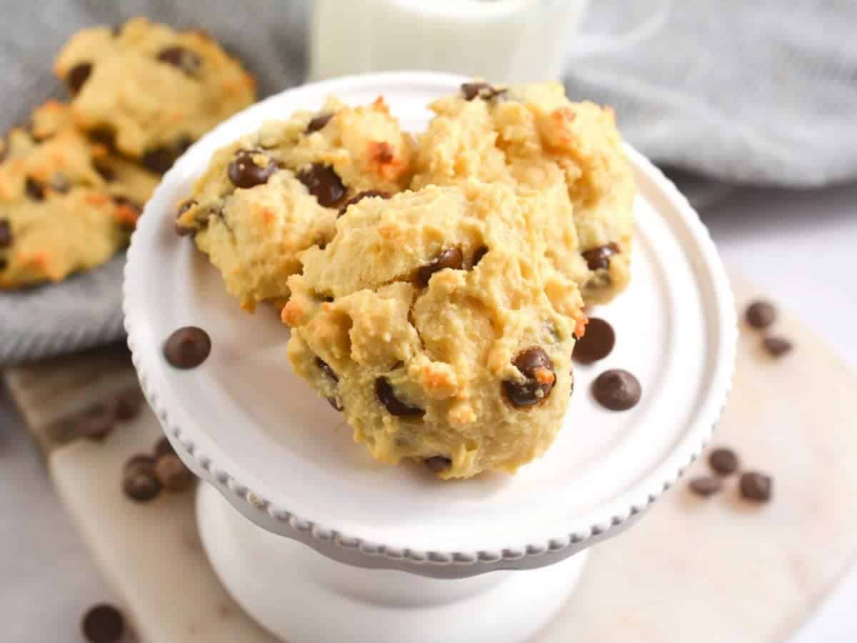 Keto Protein Chocolate Chip Cookies Keto Protein Chocolate Chip Cookies