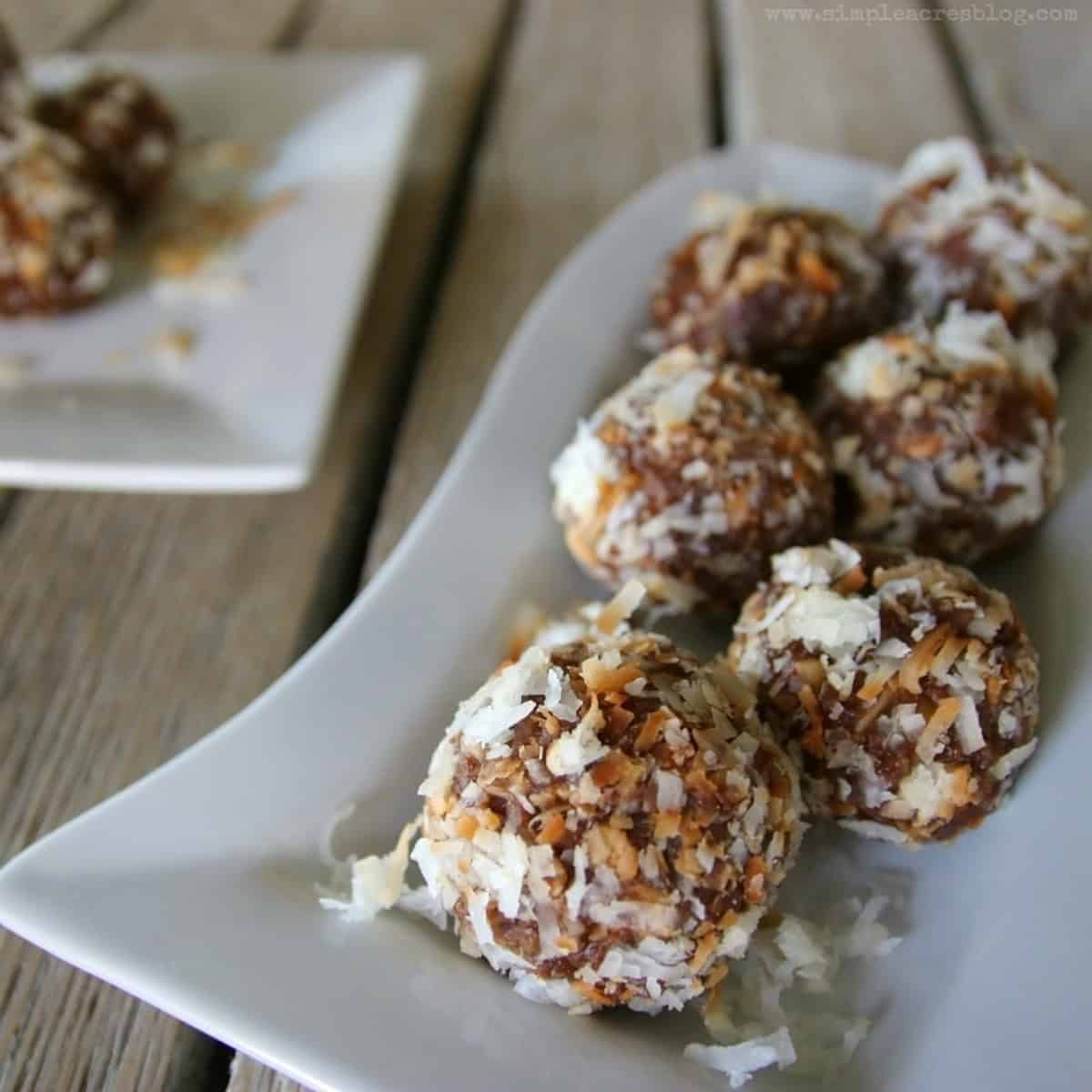 No Bake Coconut Peanut Butter Cookie Bites