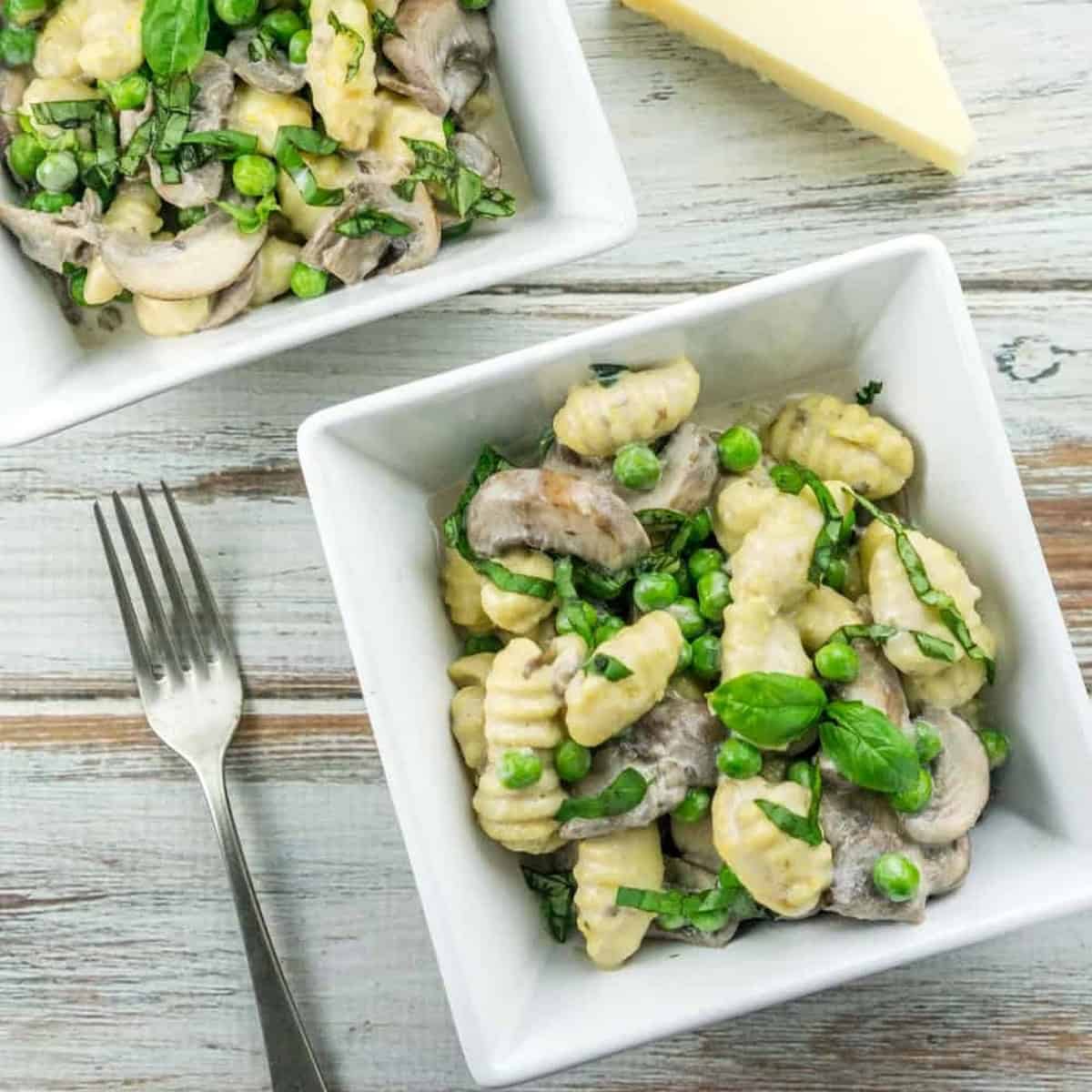 One Pot Gnocchi With Creamy Mushrooms And Peas One Pot Gnocchi With Creamy Mushrooms And Peas