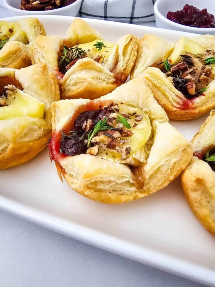 Puff Pastry Cranberry Brie Bites